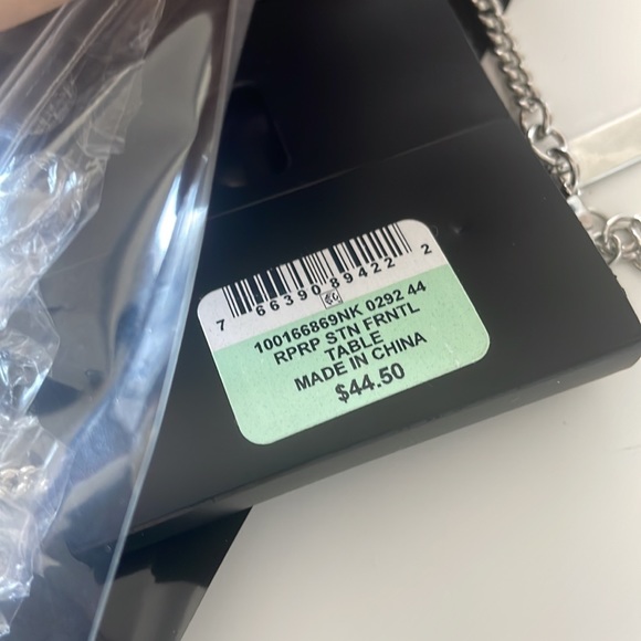 INC International Concepts Macys Silver Tone Cluster Purple Statement Necklace - Picture 3 of 6